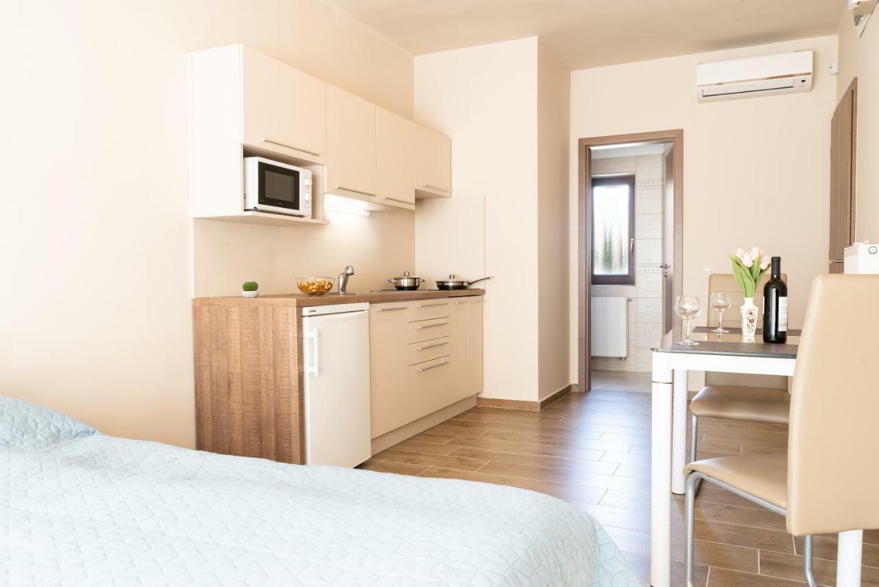 Raba Apartman Sárvár Exteriör bild