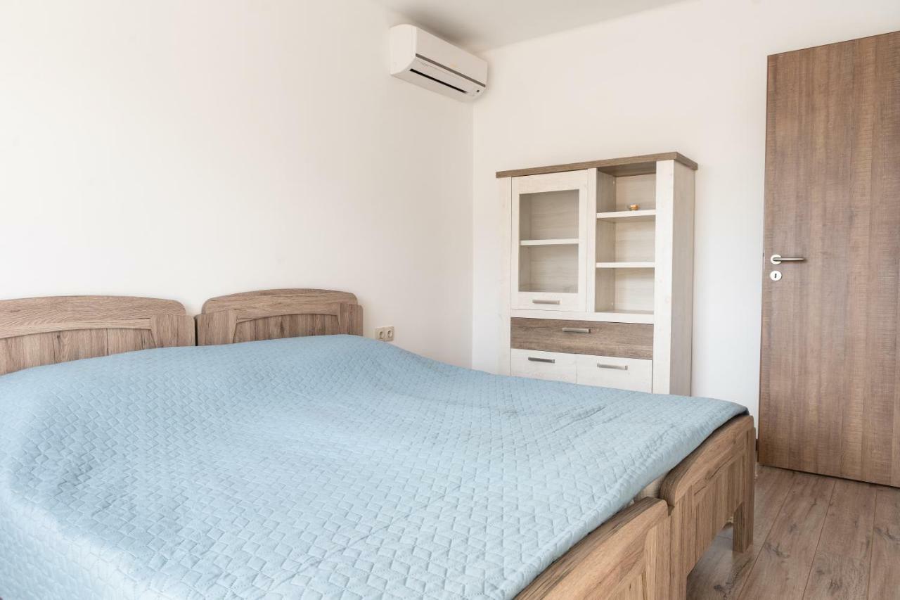 Raba Apartman Sárvár Exteriör bild
