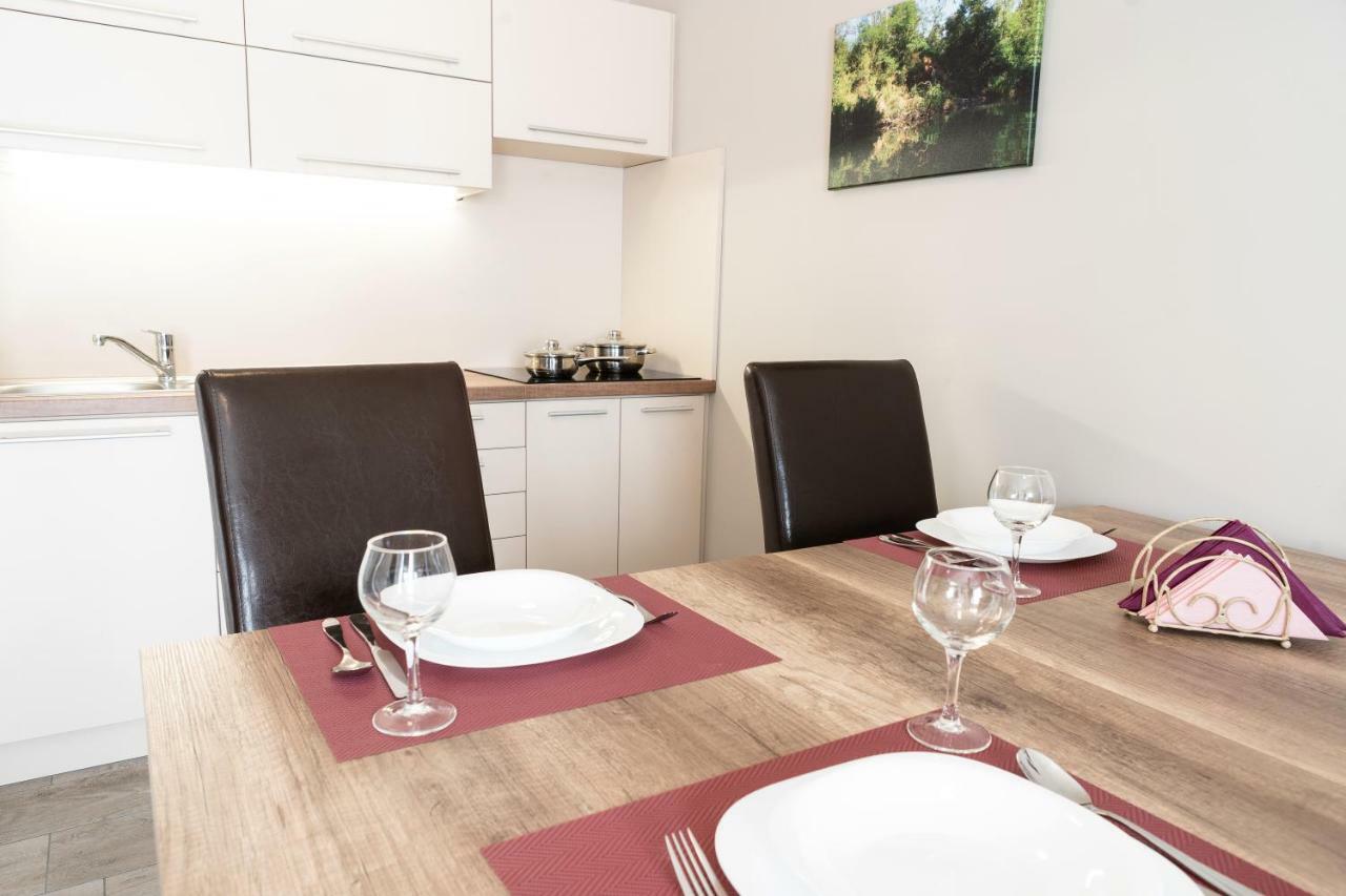 Raba Apartman Sárvár Exteriör bild